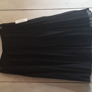 Black skirt. Brand new